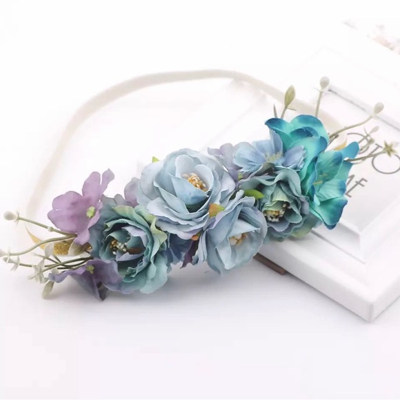 Elastic Floral Hair Wreaths - Picture 2 of 5